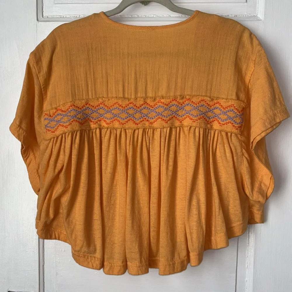 FREE PEOPLE MARKET EMBROIDERED V-NECK TOP